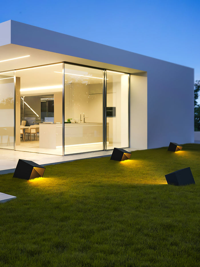 Cube Solar Garden Lamp