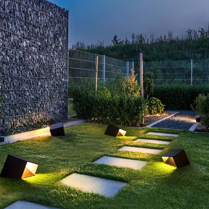 Cube Solar Garden Lamp