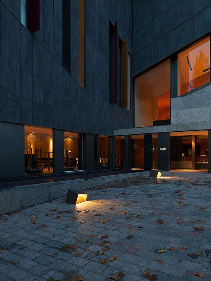 Cube Solar Garden Lamp