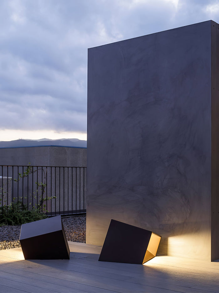 Cube Solar Garden Lamp