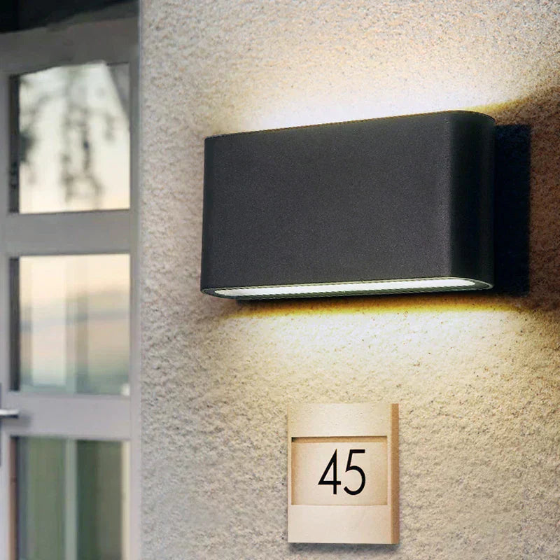 Weatherproof Outdoor Wall Lamp