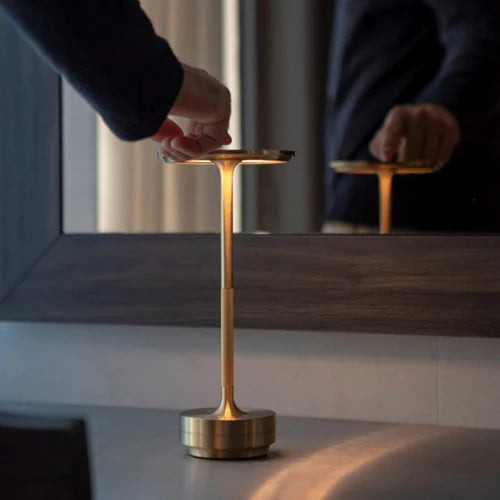 Luxury Wireless Table Lamp